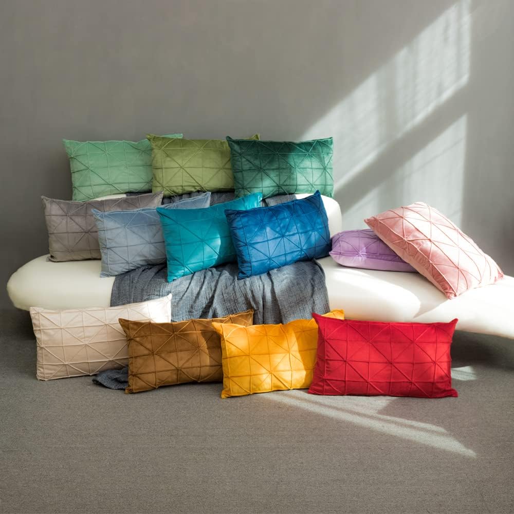 VG|dark-green,green,light-blue,light-gray,navy-blue,purple-lilac,red,sage-green,teal-blue,yellow|Velvet Pillow Cover
