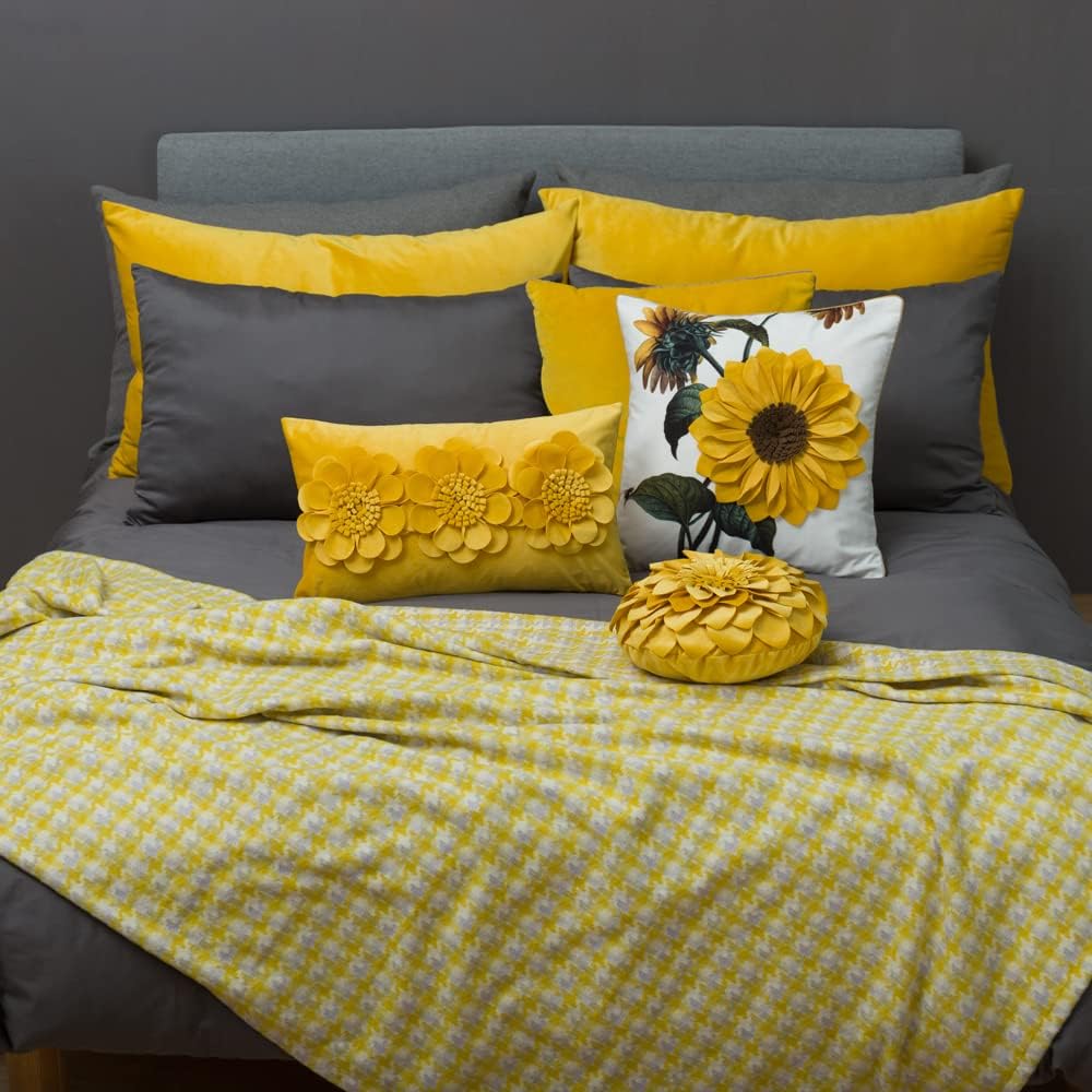 VG|gold-yellow|3D Flower Throw Pillow Cover Decorative Round Cushion Floral Accent Pillowcase for Bedroom Living Room Bed Couch Pink Velvet