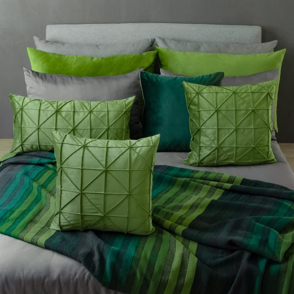 VG|green|Velvet Pillow Cover