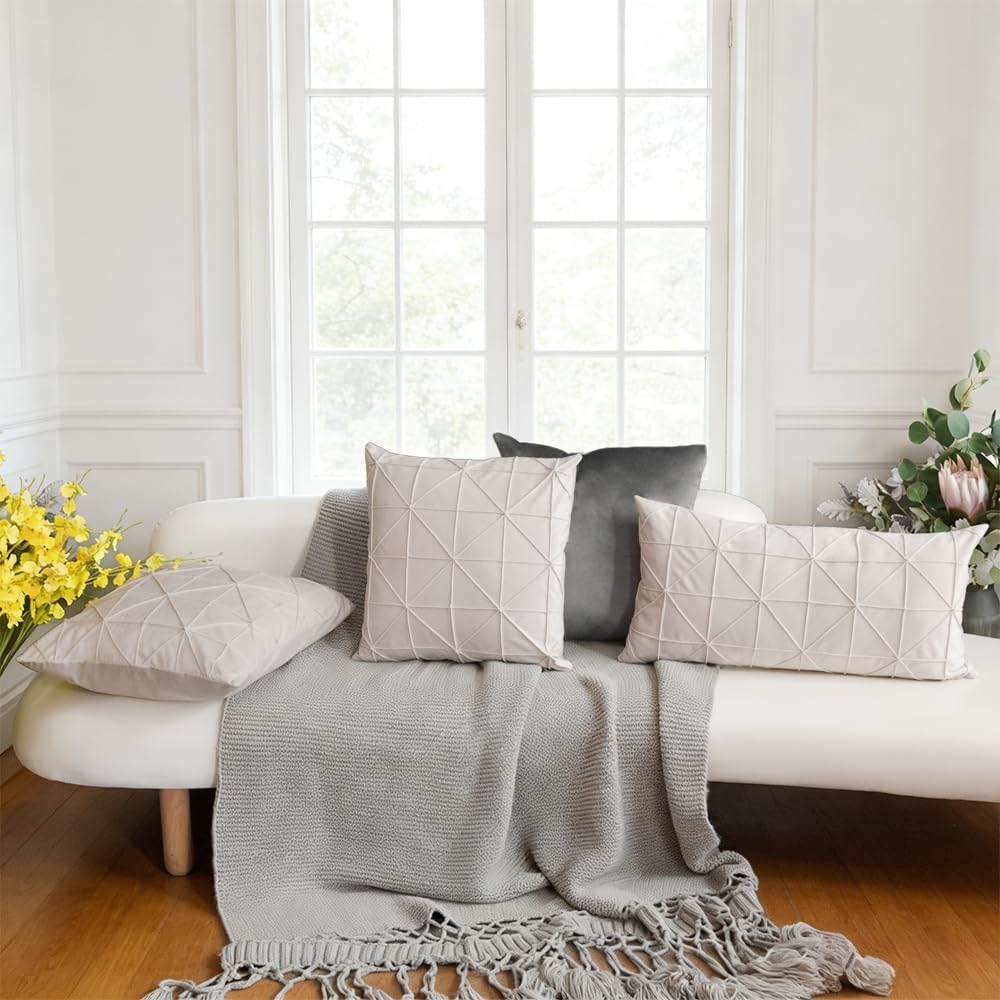 VG|creamy-white|Velvet Pillow Cover