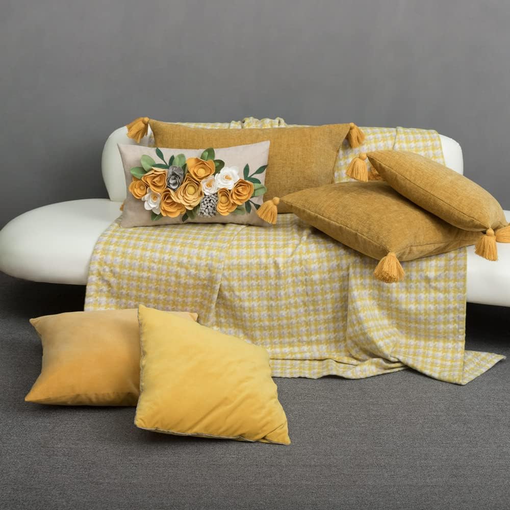 VG|3dflower-a-yellow|Decorative 3D Flower Throw Pillow Covers