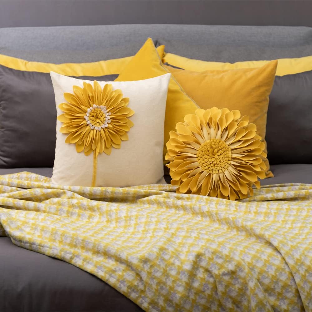 VG|yellow|Decorative Flower Throw Pillow Cover 3D Sunflower Pillow Case Velvet Cushion Floral Pillowcase for Bed Living Room Couch Chair