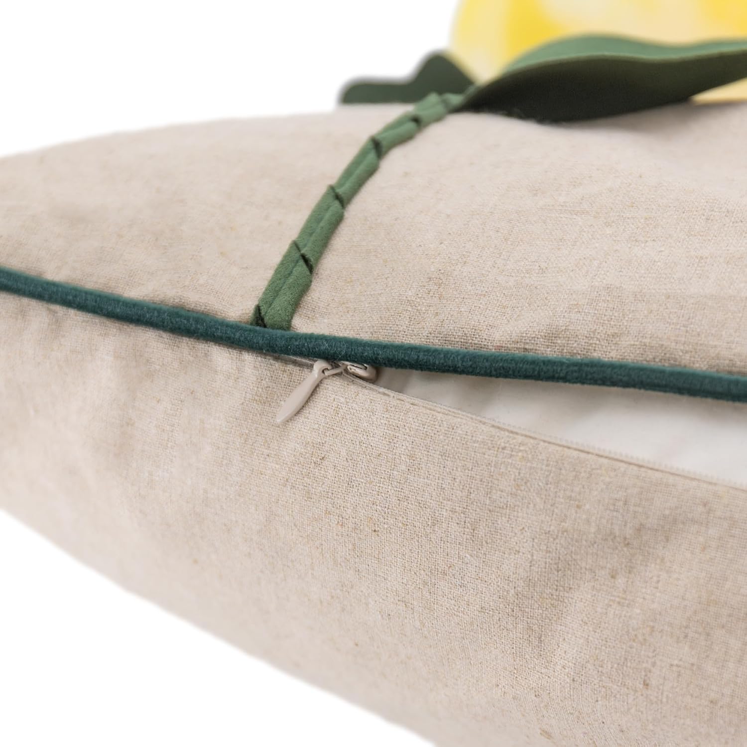 VG|yellow|Yarn Rose Throw Pillow Cover