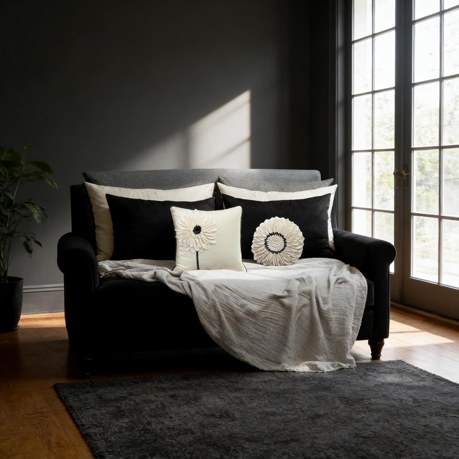 VG|creamy-white|Decorative Flower Throw Pillow Cover 3D Sunflower Pillow Case Velvet Cushion Floral Pillowcase for Bed Living Room Couch Chair