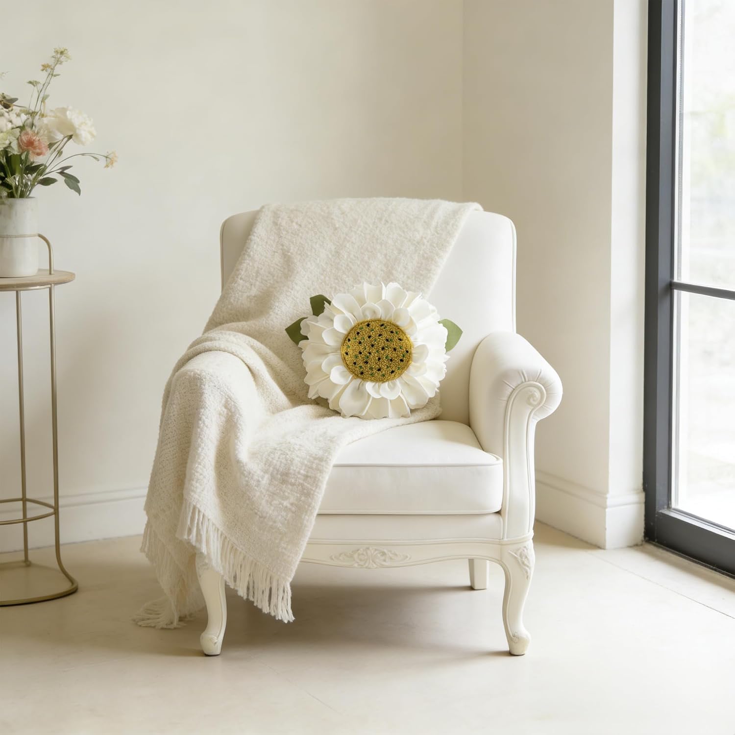VG|creamy-white|3D Flower Design Round Throw Pillow Flower Decorative Floral Cushion