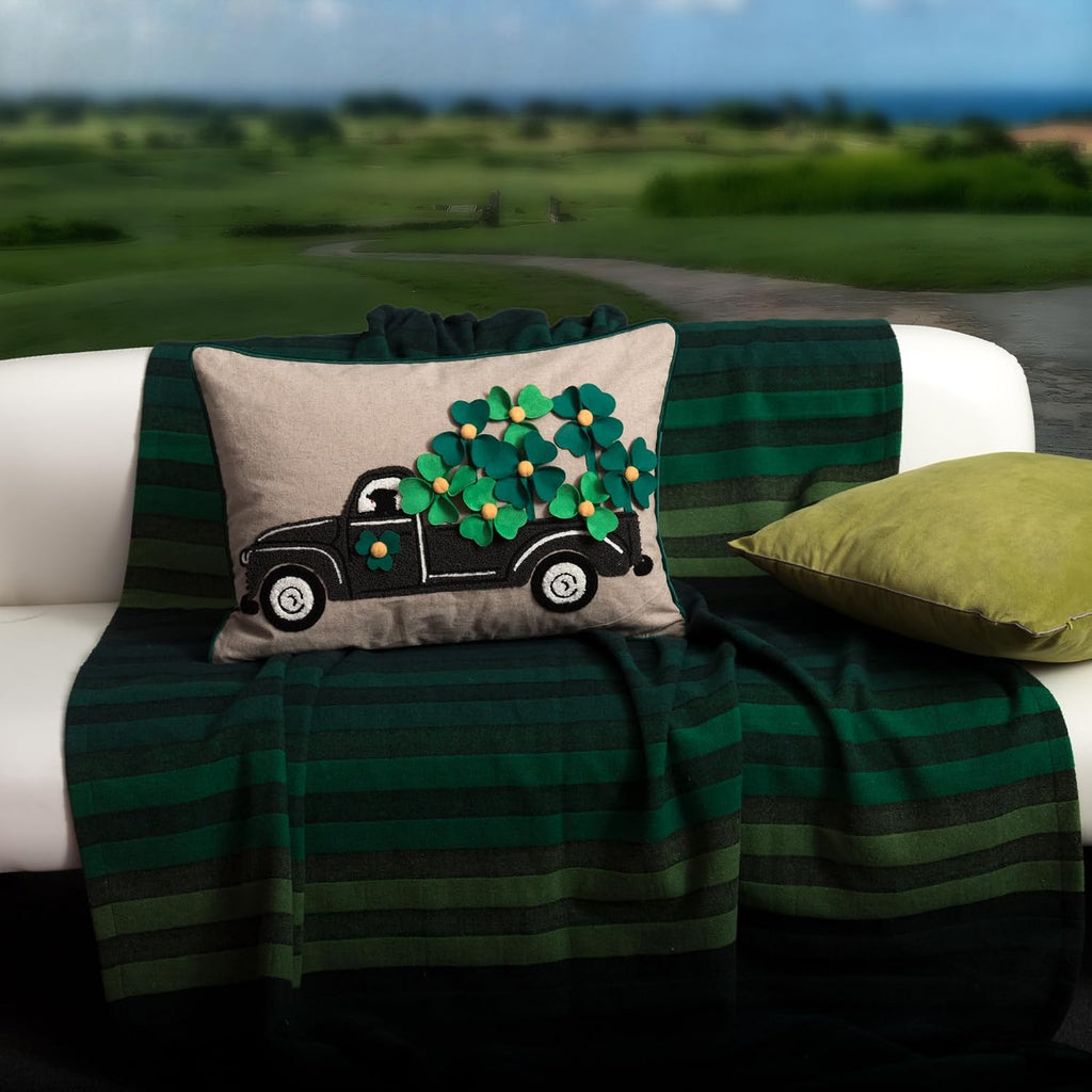 St Patricks Day Lucky Clover Throw Pillow Cover Shamrock Green Pillow Case Holiday Decor Cushion Cover for Sofa Couch Living Room Bed