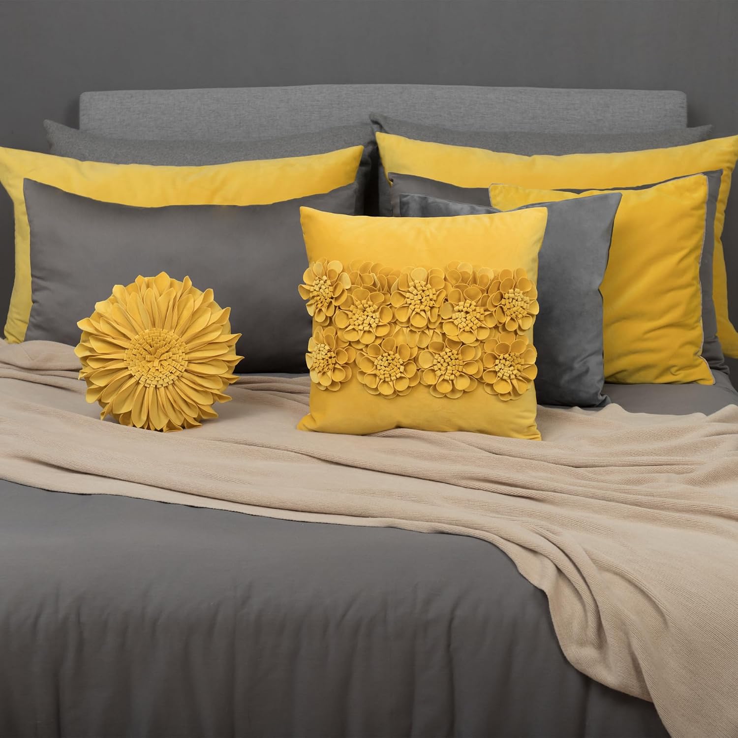 VG|yellow|Handmade 3D Flower Throw Pillow Cover