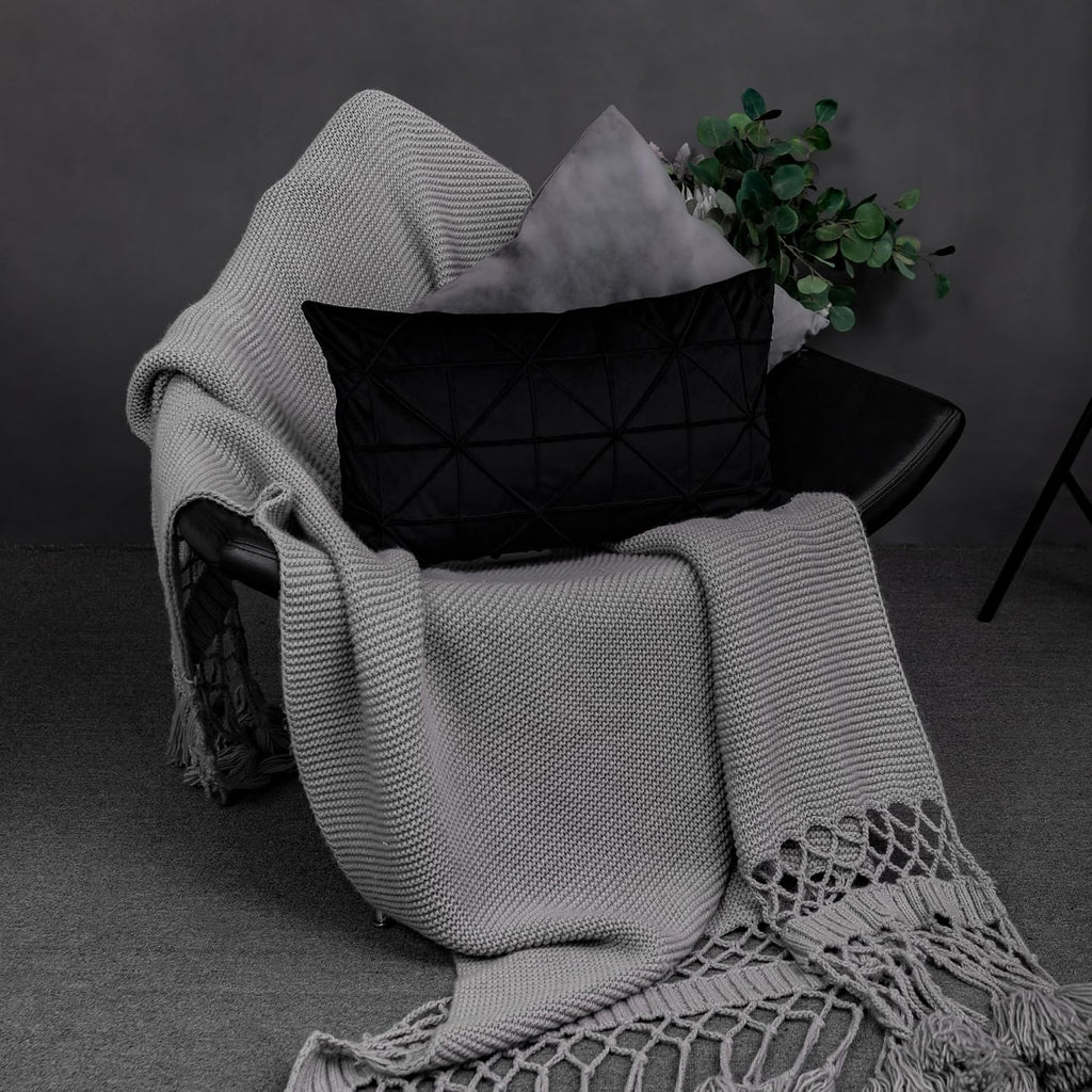 VG|black|Velvet Pillow Cover