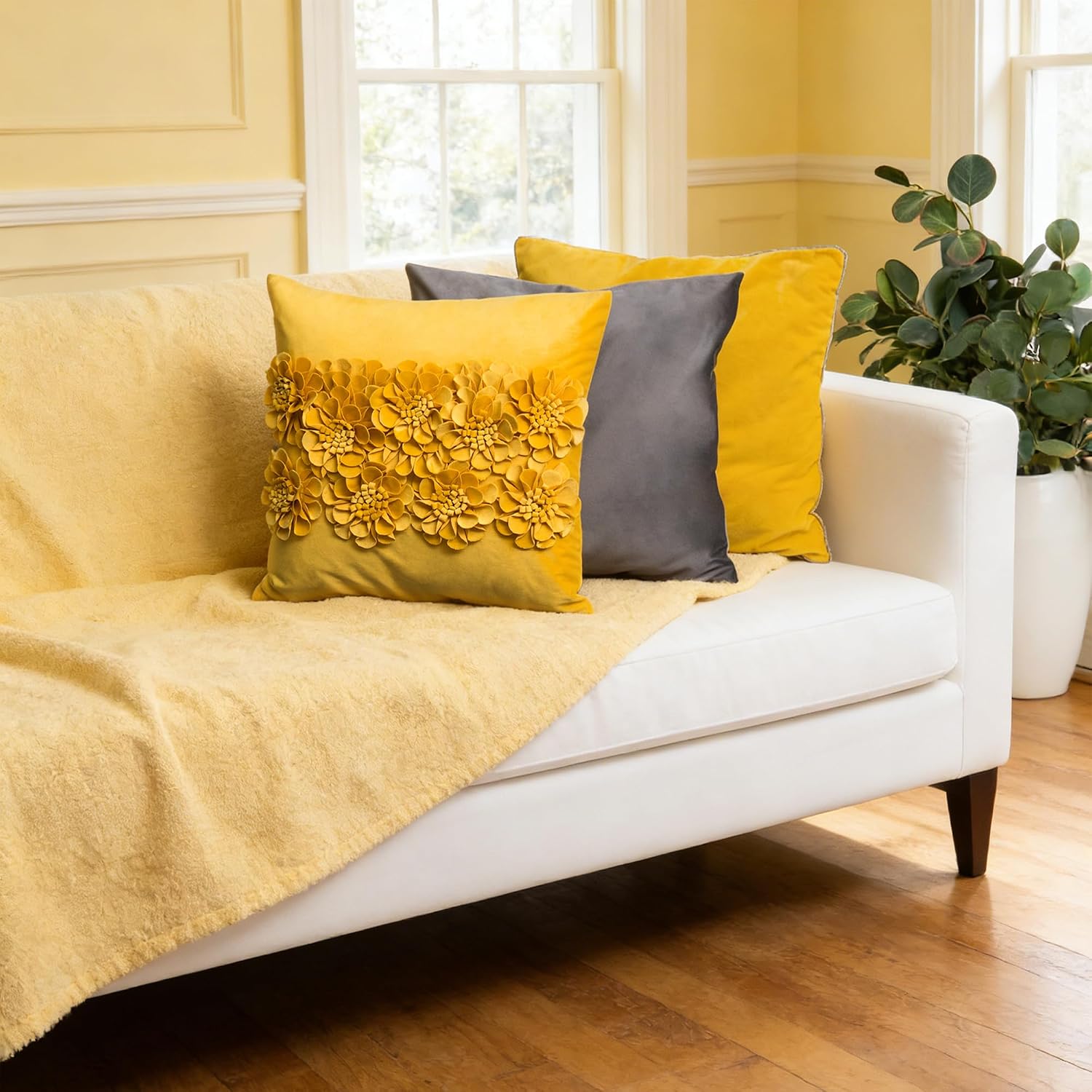 VG|yellow|Handmade 3D Flower Throw Pillow Cover