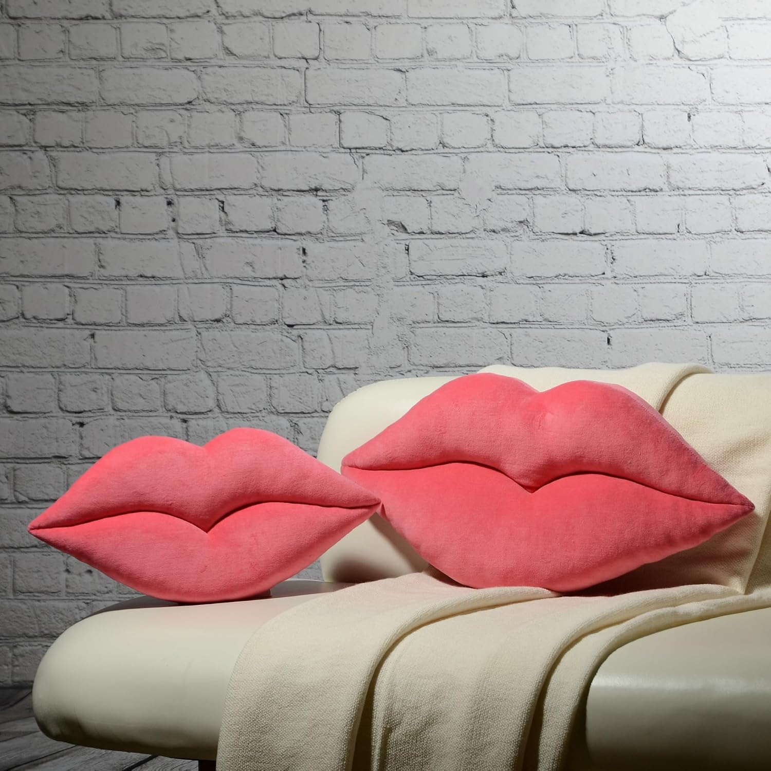 3D Lip Throw Pillow Cute Decorative Pillow Soft Cushion for Sofa Couch Bed Home Decor Girls