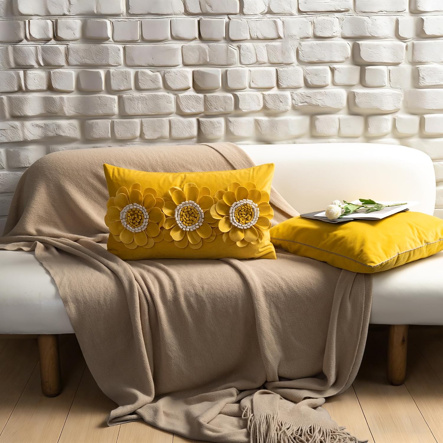 VG|yellow-white|3D Flower Throw Pillow Cover