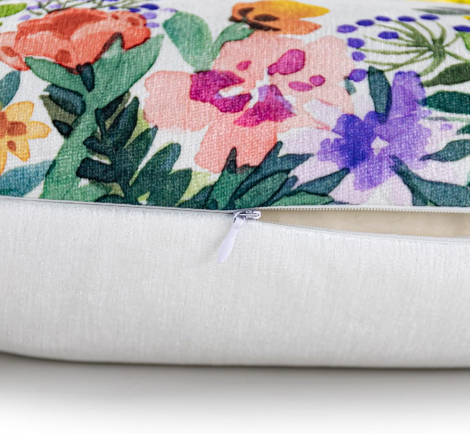 Summer Towel Embroidery Throw Pillow Cover Vintage Flower Cushion Cover Colorful Pillow Case for Seasonal Home Decor Sofa Couch Bedroom
