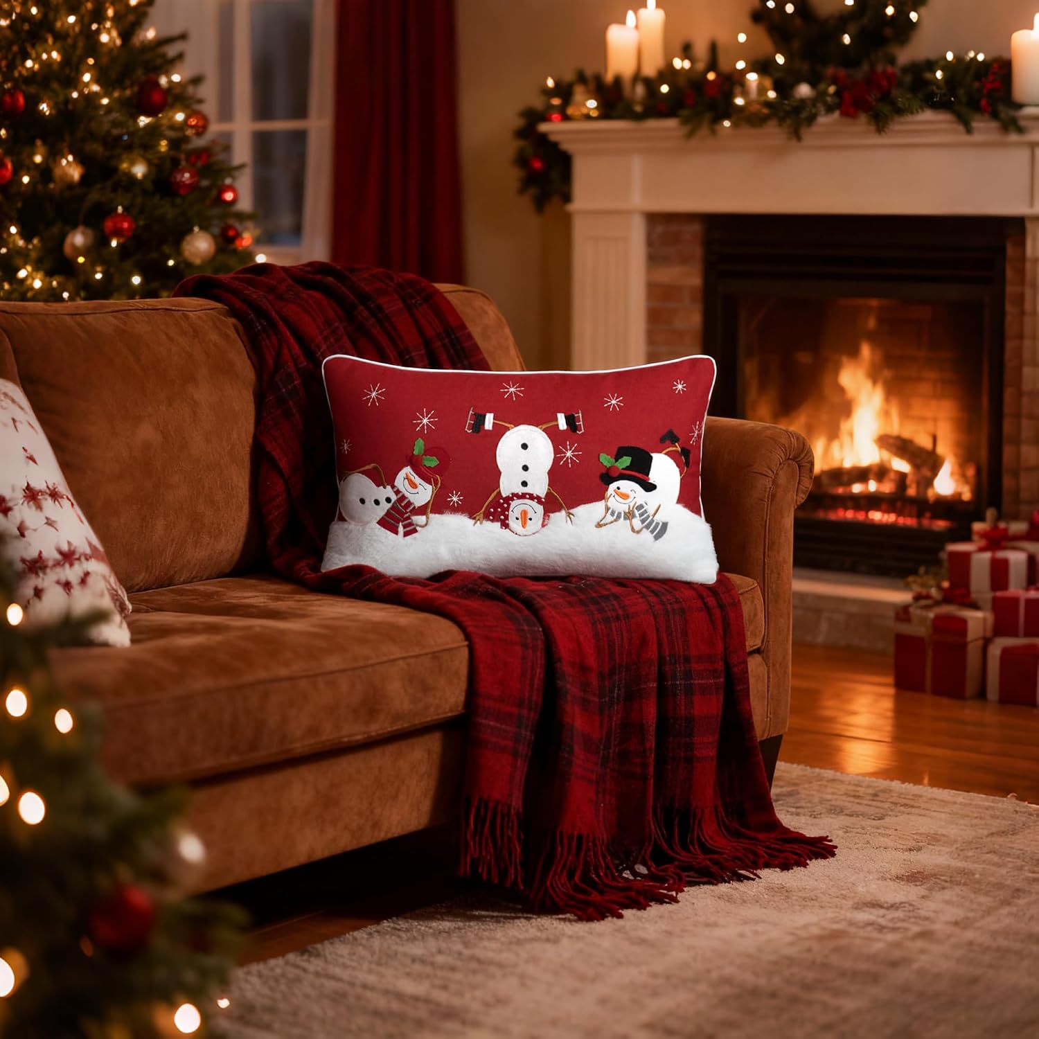 Christmas Throw Pillow Cover Applique Santa Claus Pillow Case Embroidery Cushion Cover for Festive Sofa Couch Living Room Bed Home Decor Christmas Red