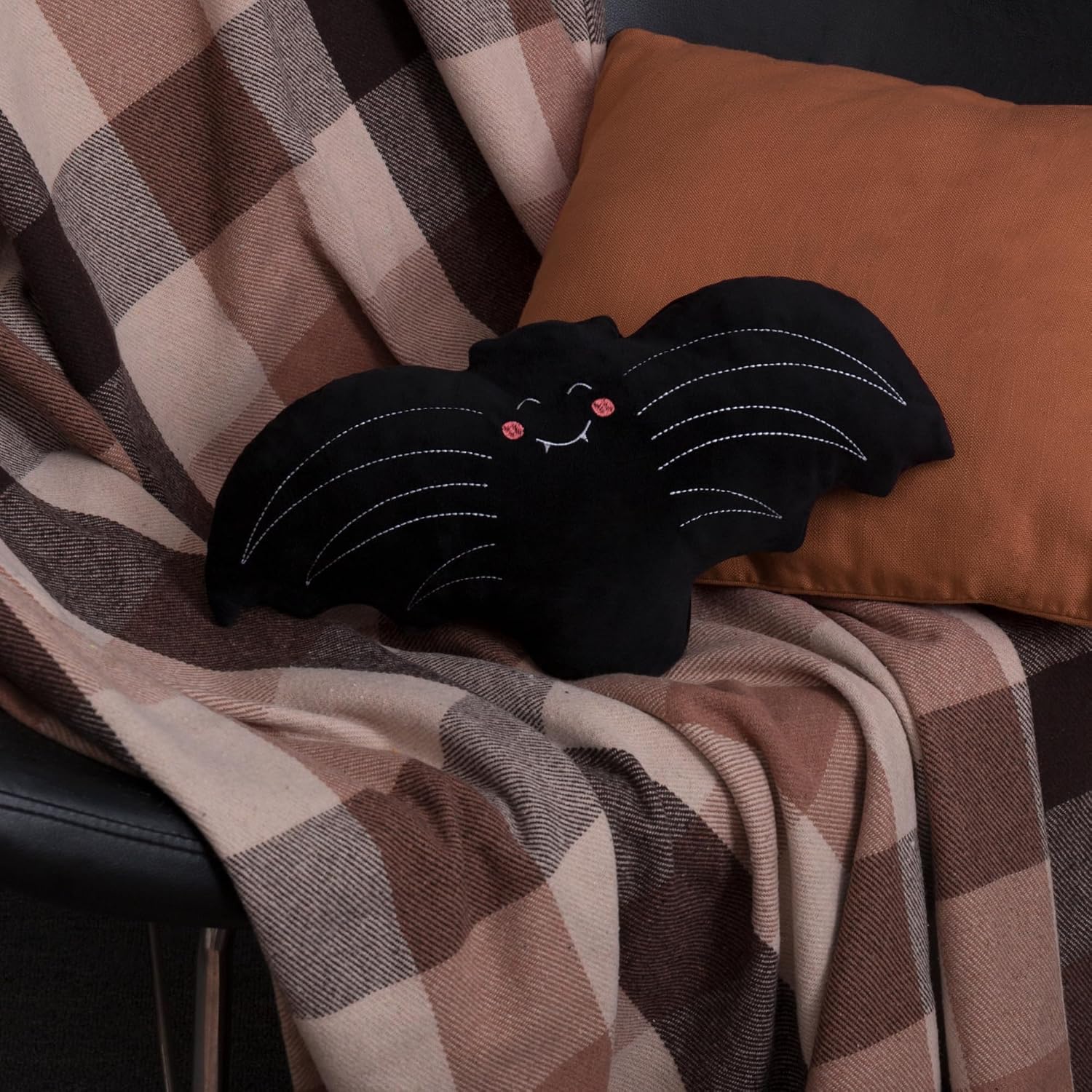 3D Black Plush Bat Throw Pillow Decorative Cushion for Halloween Sofa Couch Bedroom Party