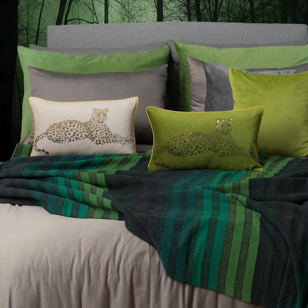 VG|green|Leopard Print Throw Pillow Cover Decorative Velvet Cushion with Gold Foil Printing for Bed Couch Chair Car
