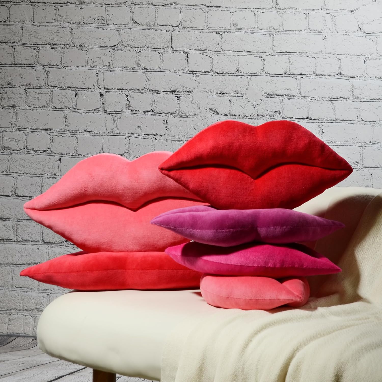 3D Lip Throw Pillow Cute Decorative Pillow Soft Cushion for Sofa Couch Bed Home Decor Girls