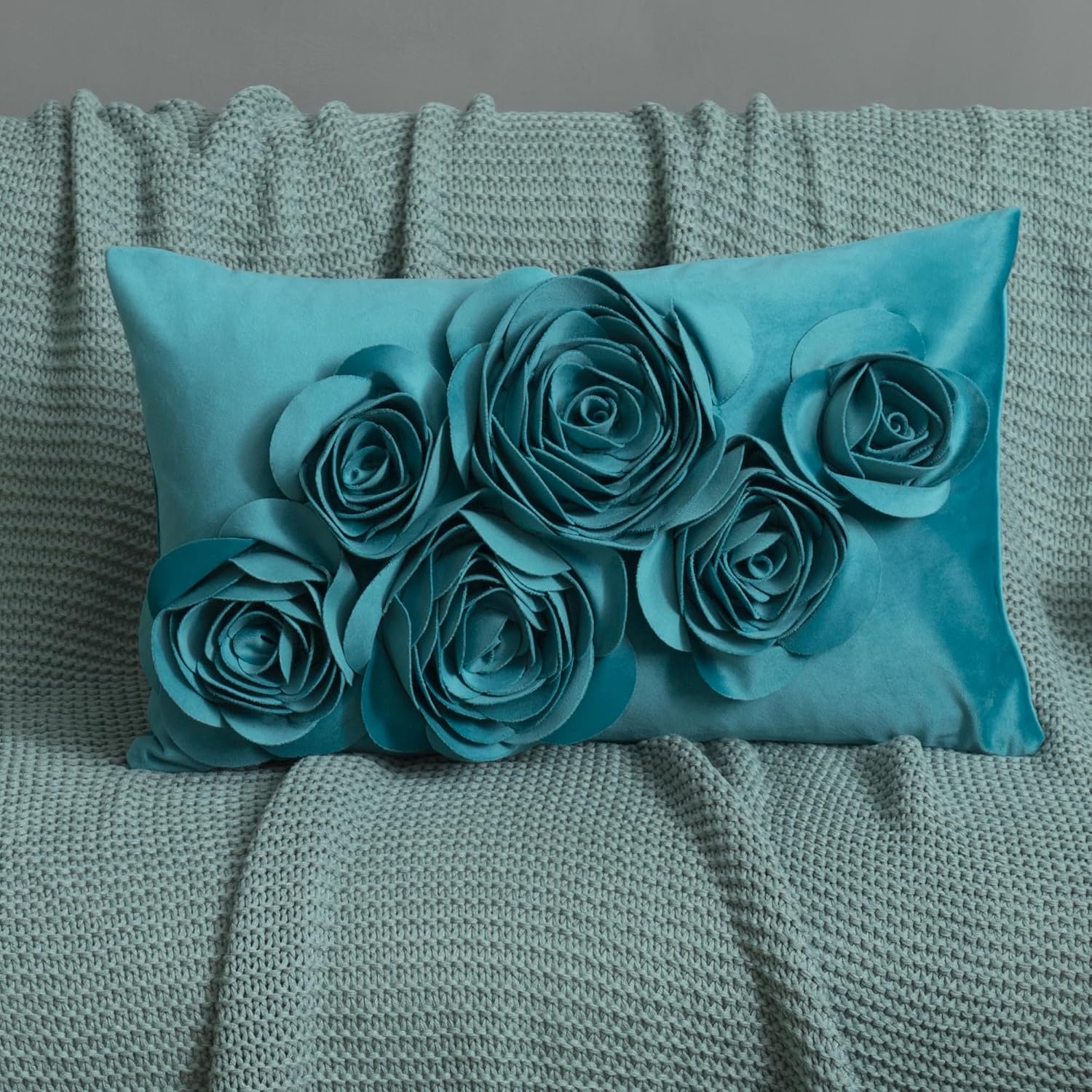 VG|turquoise|3D Flowers Throw Pillow Cover Decorative Soft Velvet Accent Floral Cushion Lumbar Pillowcase for Bed Sofa Couch Living Room