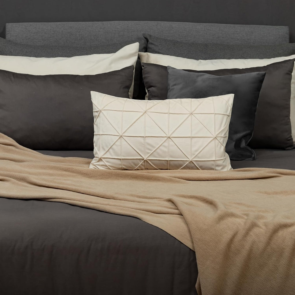 VG|creamy-white|Velvet Pillow Cover