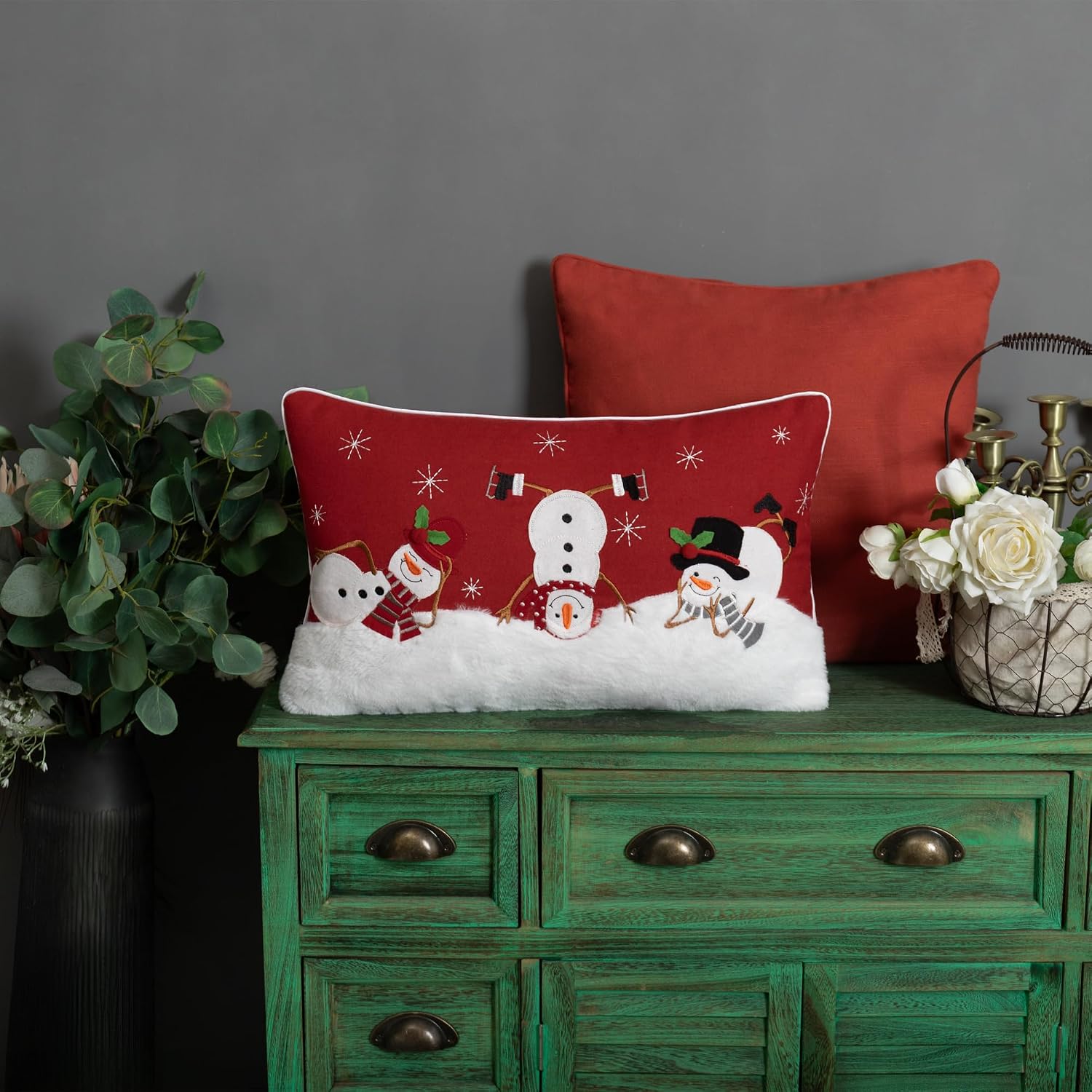 Christmas Throw Pillow Cover Applique Santa Claus Pillow Case Embroidery Cushion Cover for Festive Sofa Couch Living Room Bed Home Decor Christmas Red