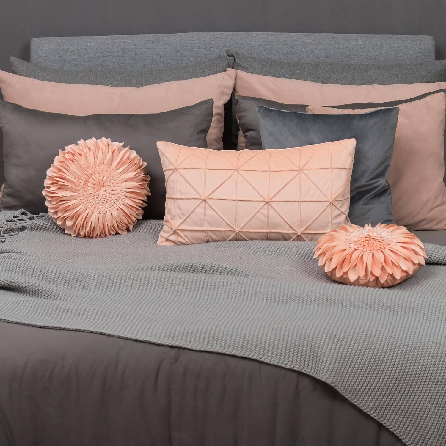 VG|peach-pink|Velvet Pillow Cover