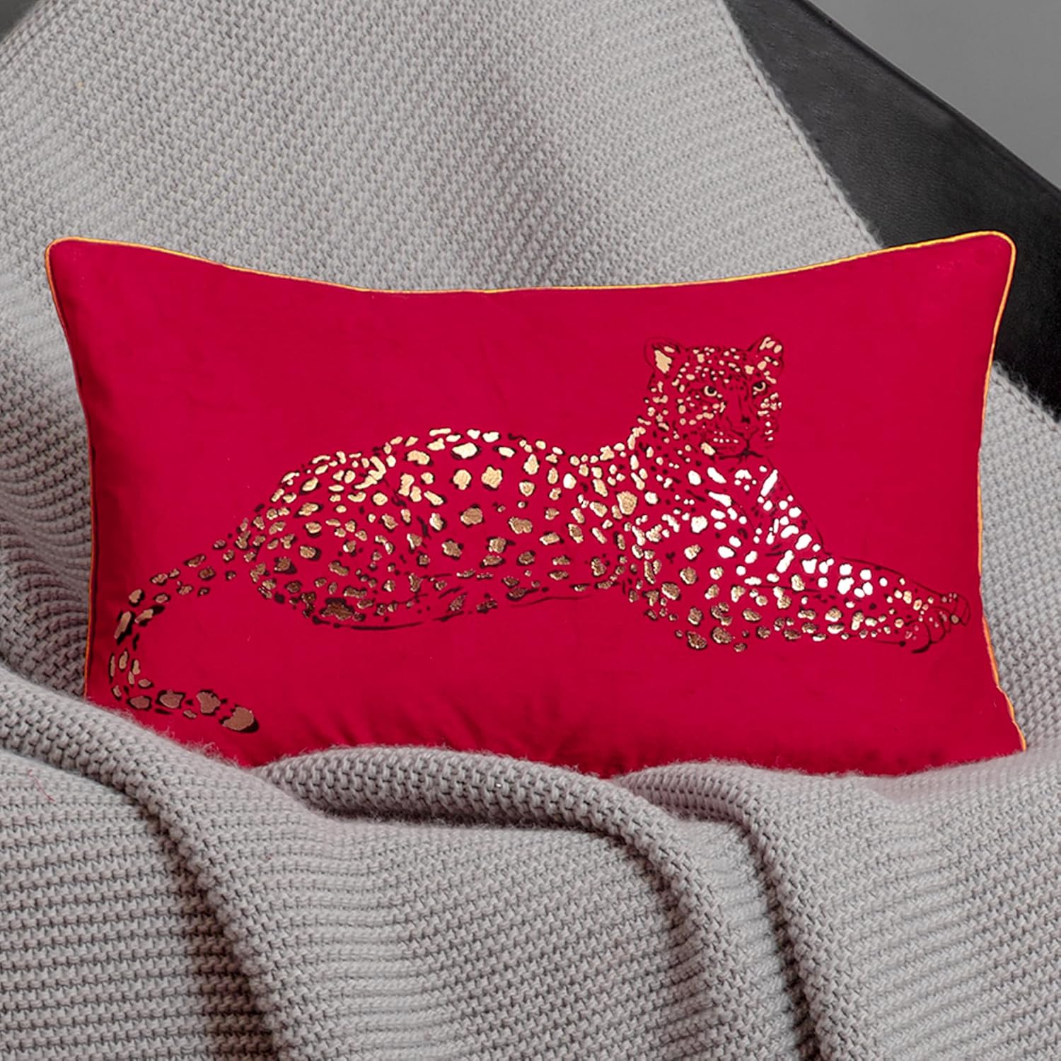 VG|red|Leopard Print Throw Pillow Cover Decorative Velvet Cushion with Gold Foil Printing for Bed Couch Chair Car