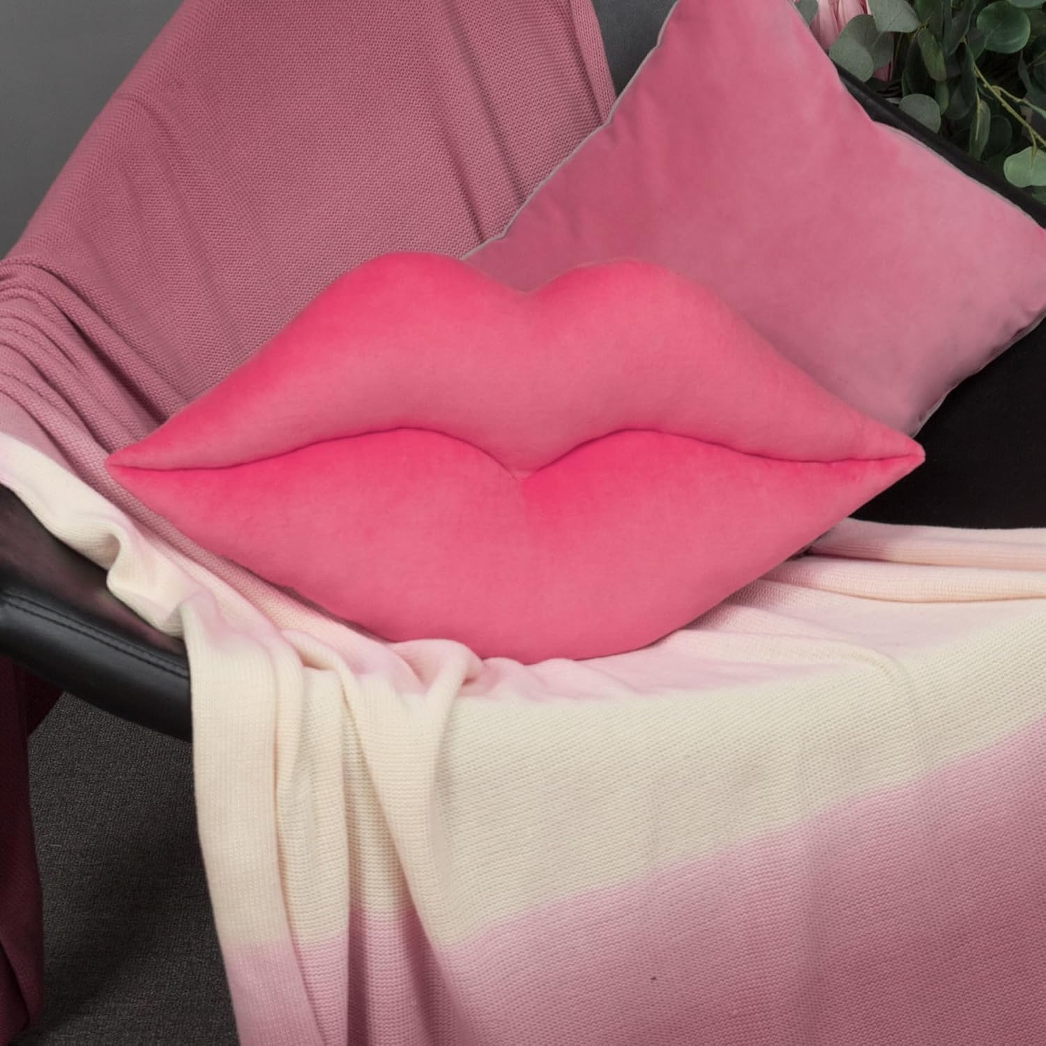 3D Lip Throw Pillow Cute Decorative Pillow Soft Cushion for Sofa Couch Bed Home Decor Girls