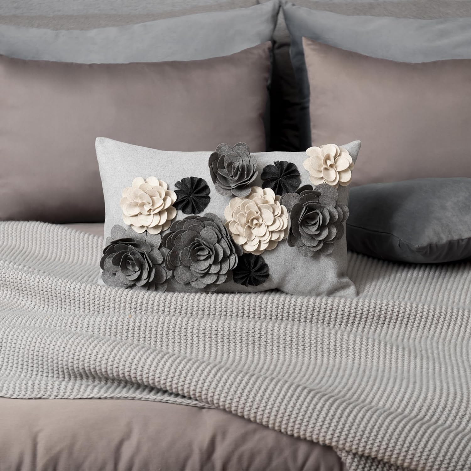 VG|grey|3D Flower Throw Pillow Cover