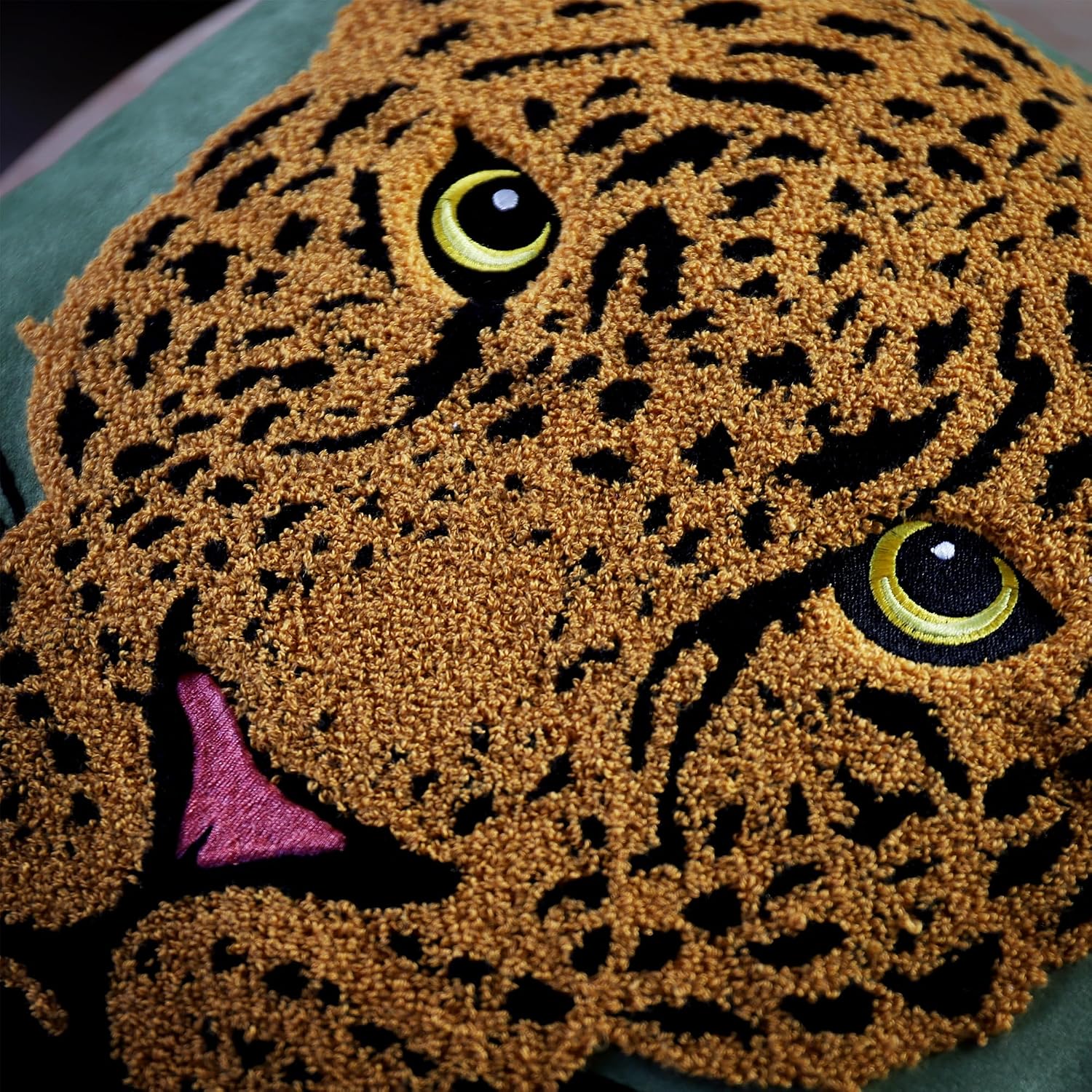 VG|leopard-head|Embroidered Decorative Throw Pillow Cover
